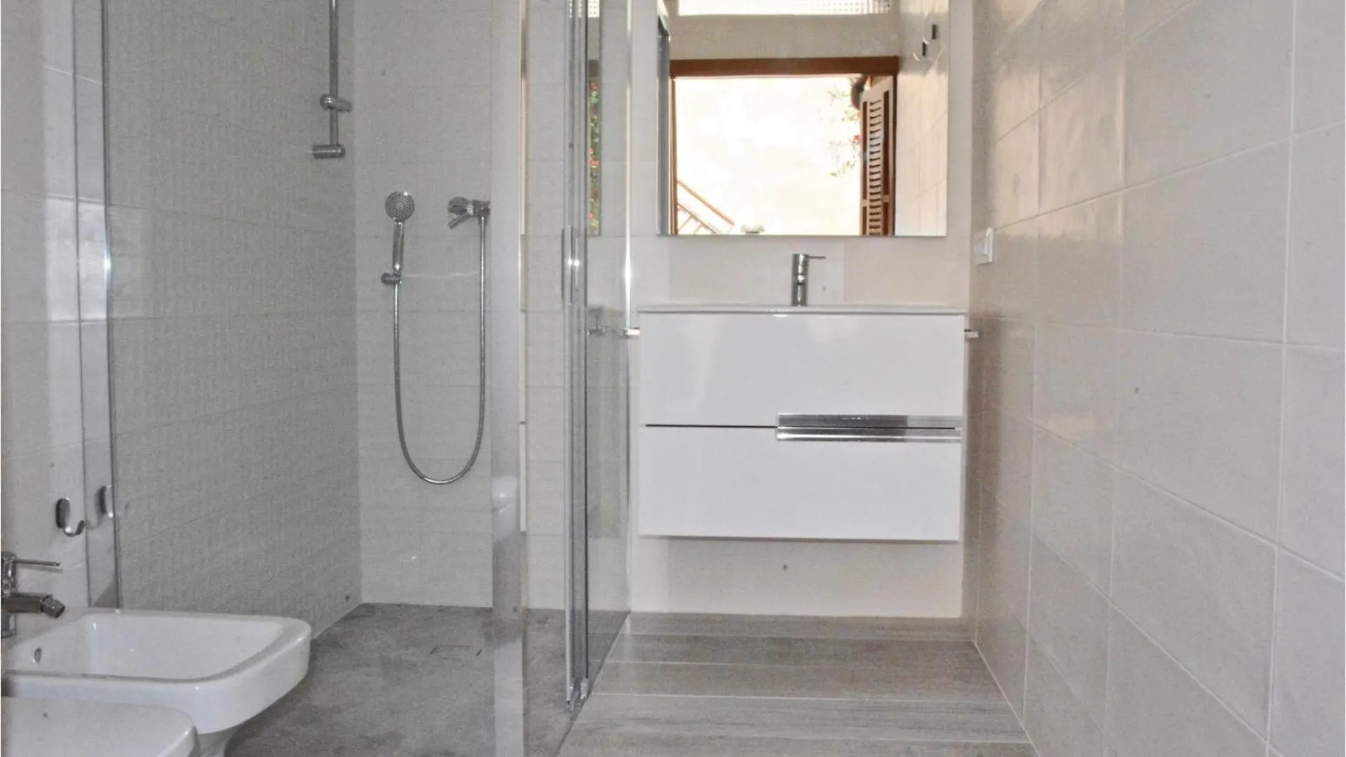 Stunning Home In Can Picafort With Wifi 度假居